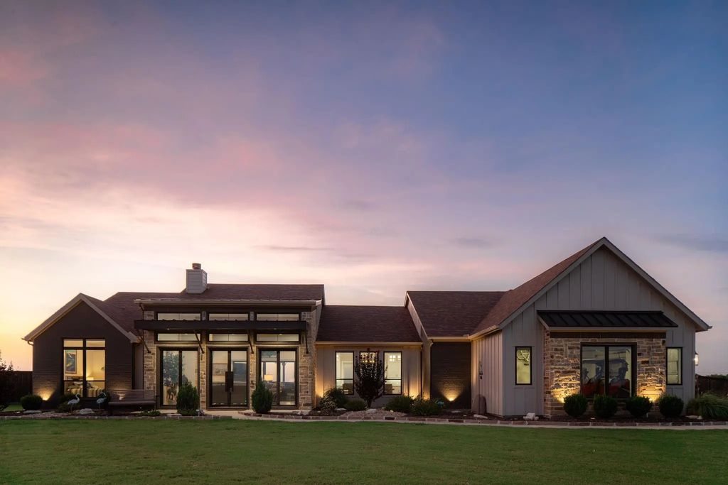 140 Ozro Road, Venus