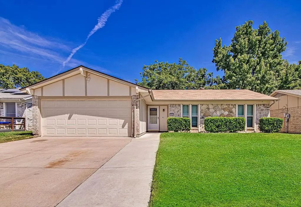 223 Countryside Drive, Arlington