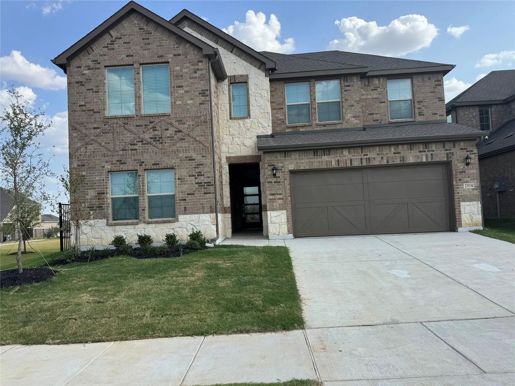 2516 Grapevine Way, Celina
