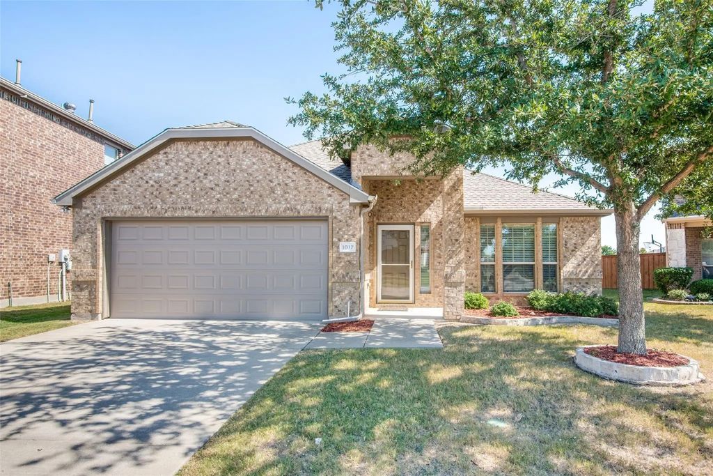 1017 Golden Bear Lane, McKinney