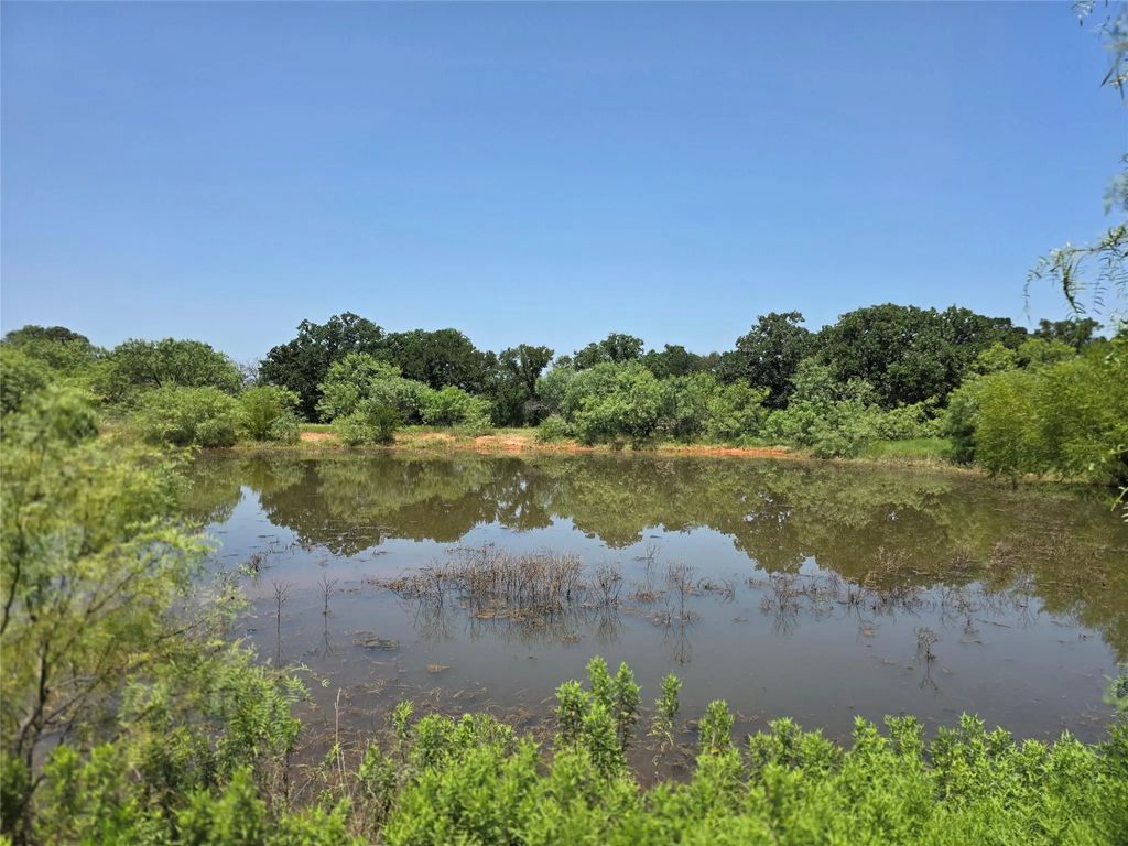 450 County Road 250, Gustine