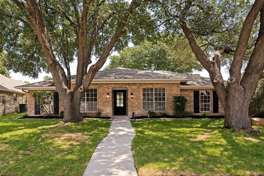 3402 Carla Drive, Rowlett