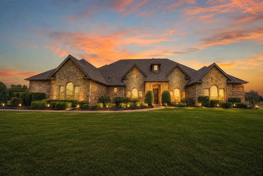 1406 Artesia Lane, McLendon Chisholm