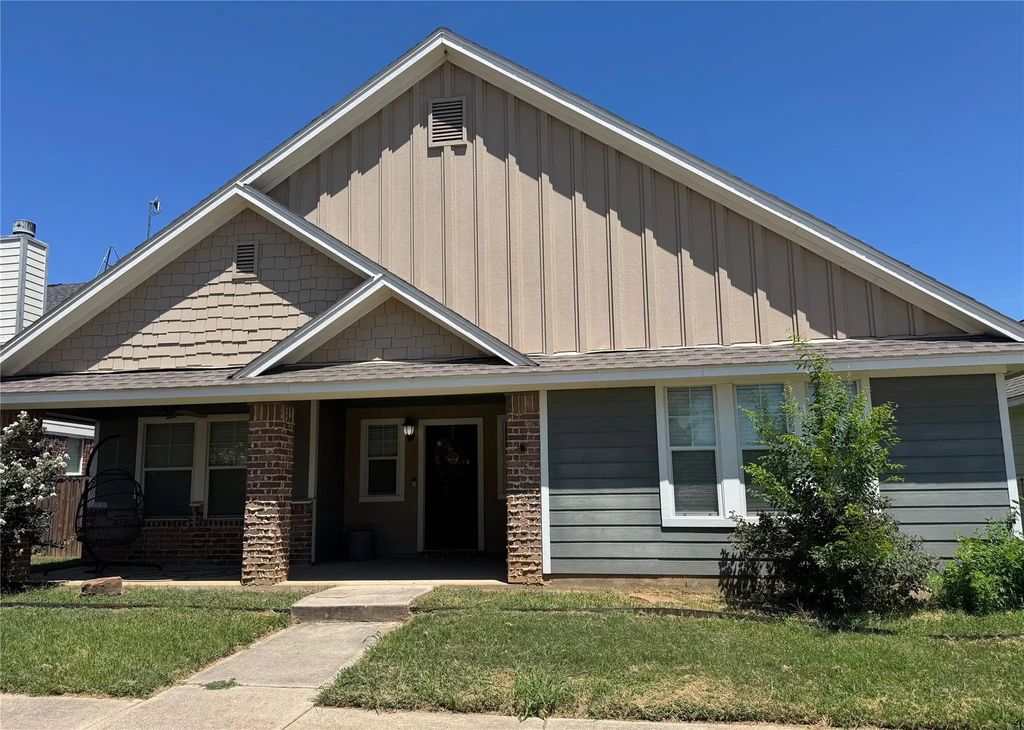 248 Lovers Path Drive, Springtown