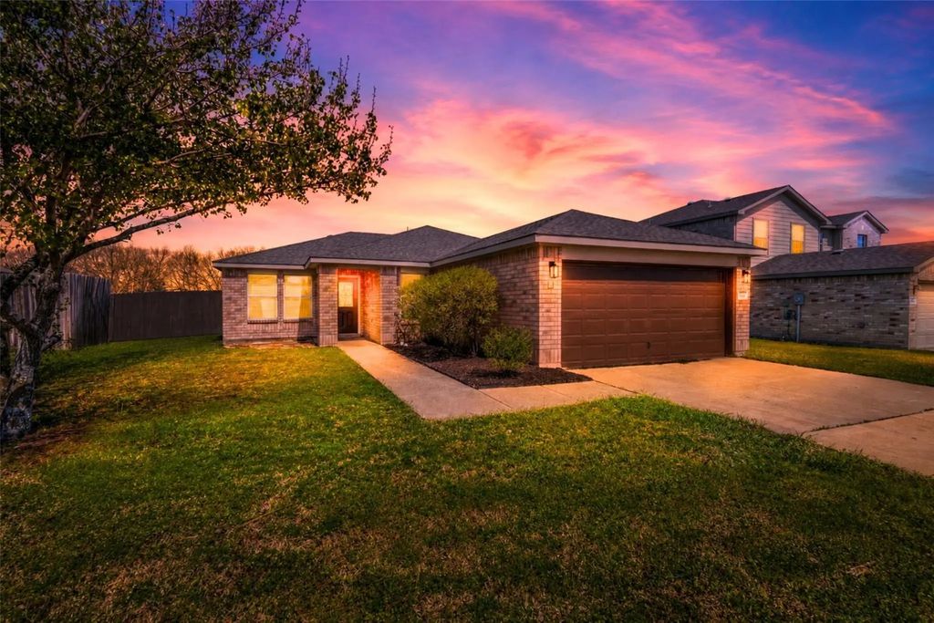 312 Stanford, Forney
