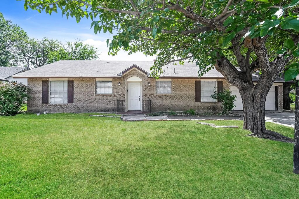 2908 Portales Drive, Fort Worth