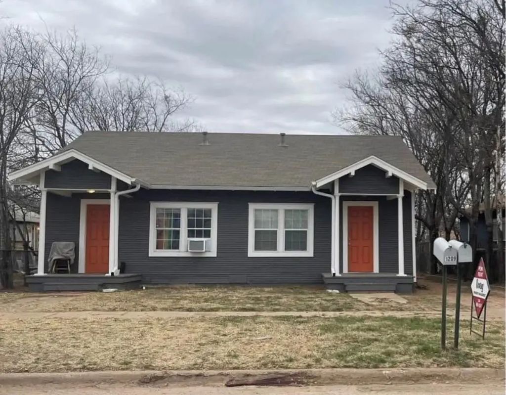 1209 Chestnut, Abilene