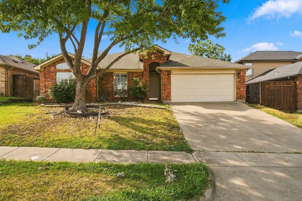 1107 Chancellorsville Parkway, Grand Prairie