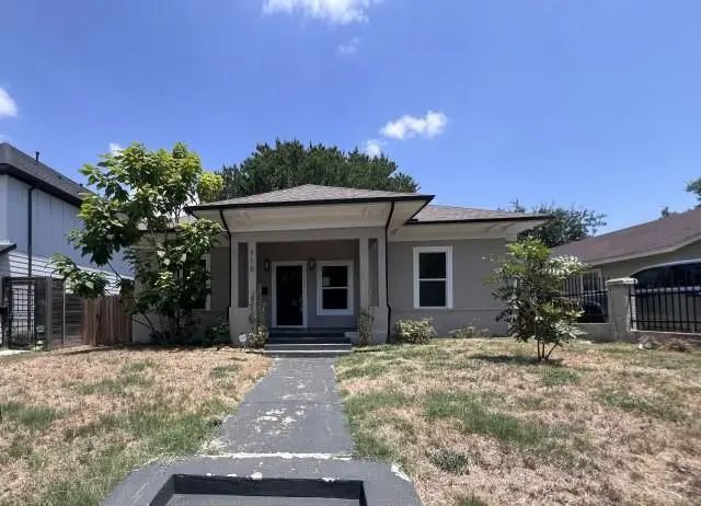 710 S Glasgow Drive, Dallas