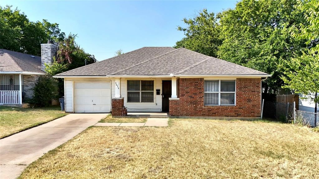 5616 Donnelly Avenue, Fort Worth