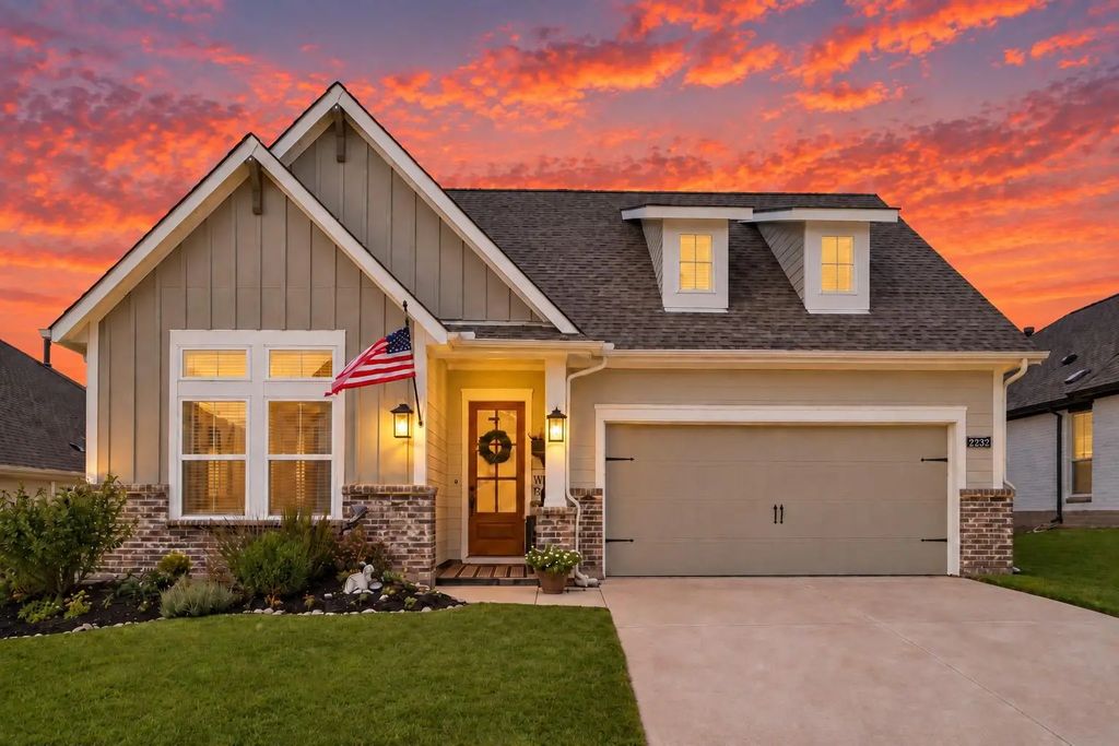2232 Robin Way, Northlake