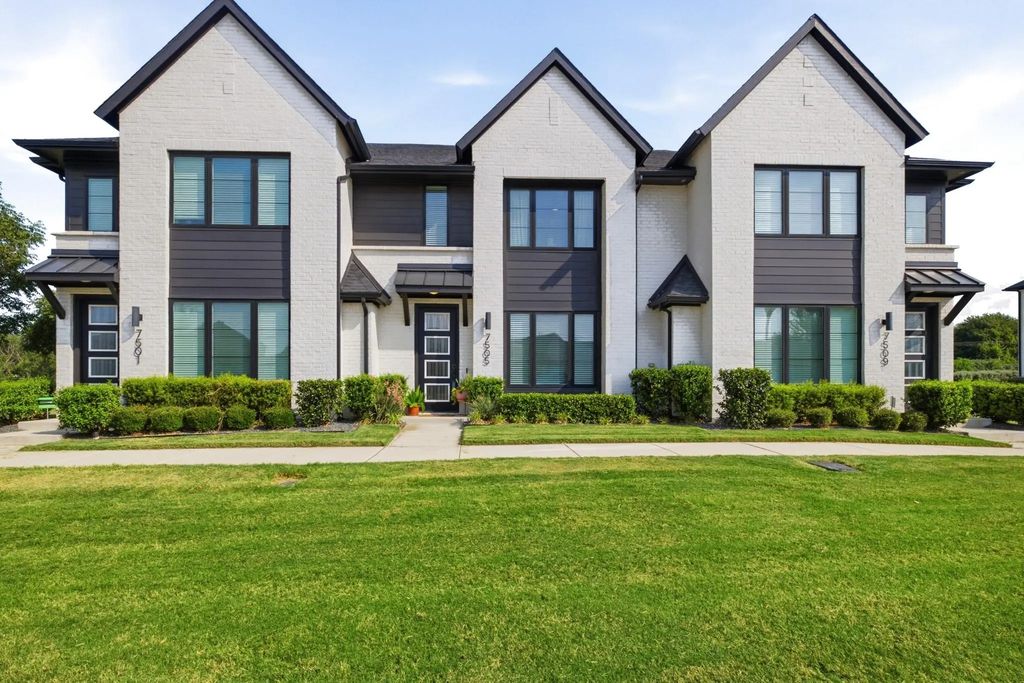 7505 Reis Lane, North Richland Hills