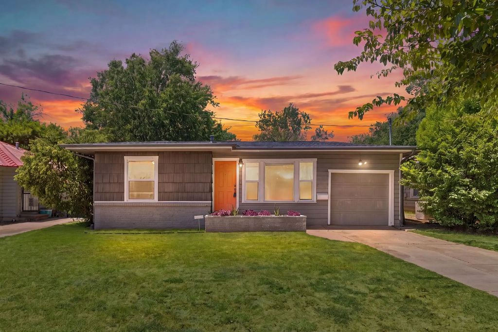 3032 Marys Lane, Fort Worth