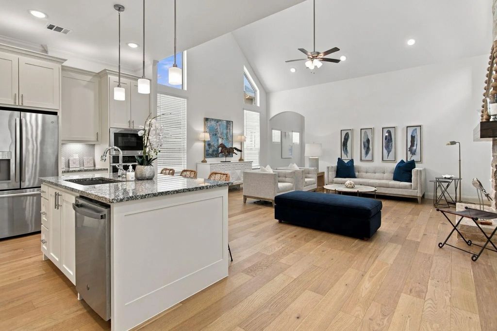 2620 Trinity Trail Way, Fort Worth