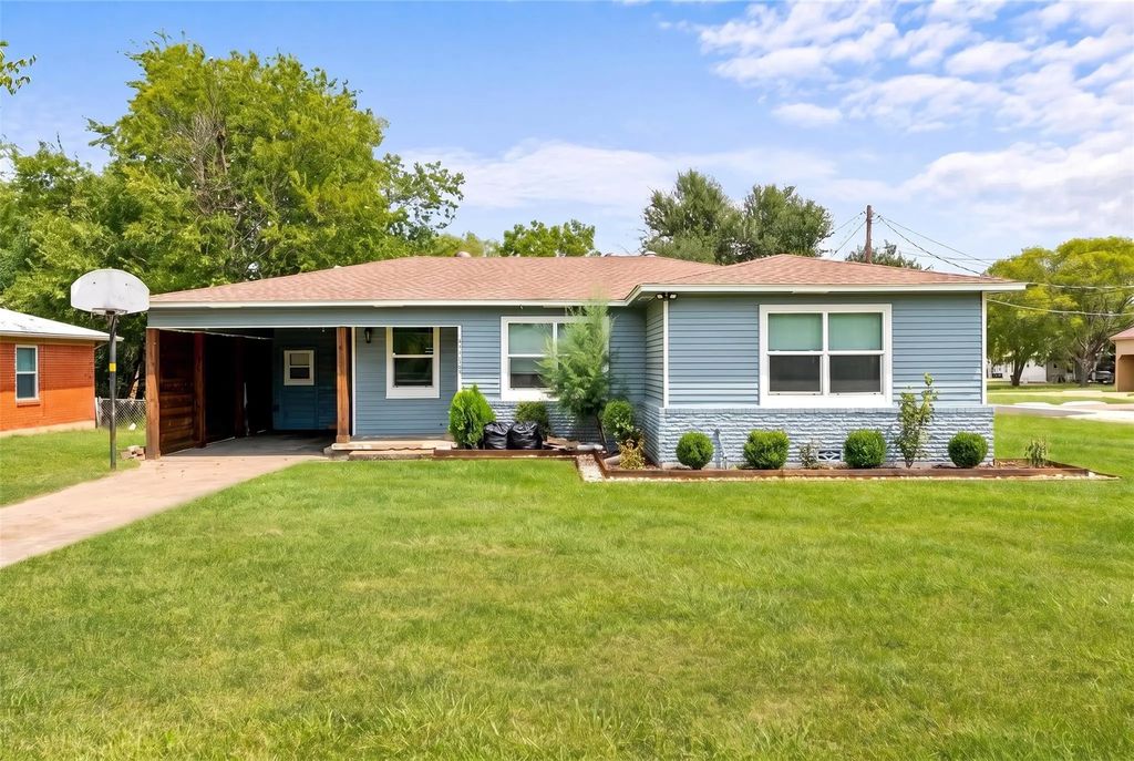 3202 Mitchell Street, Greenville