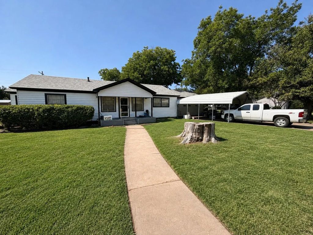 925 N 6th Street, Haskell