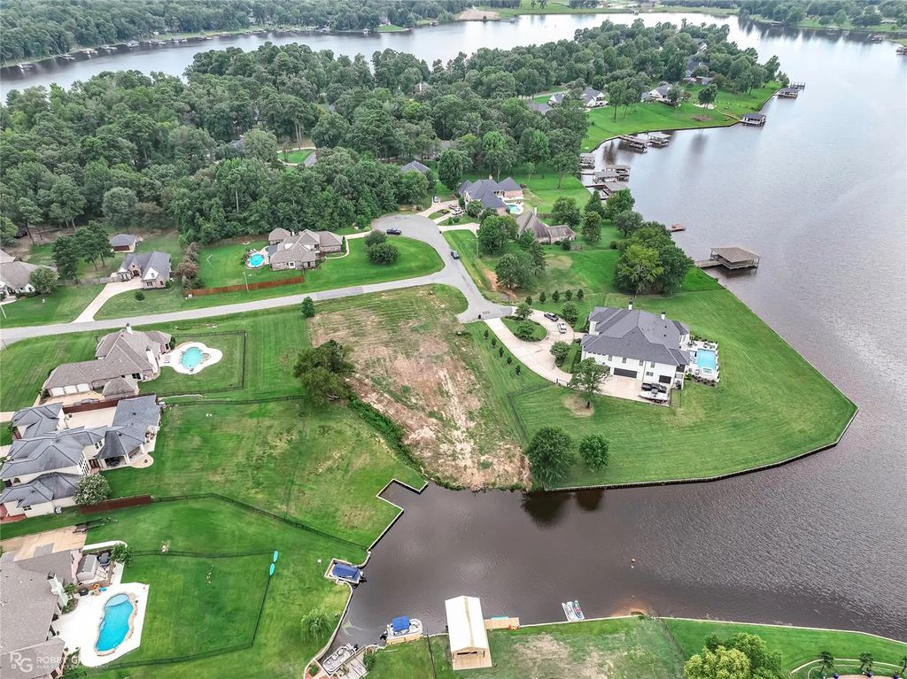 1104 Long Key Circle, Benton