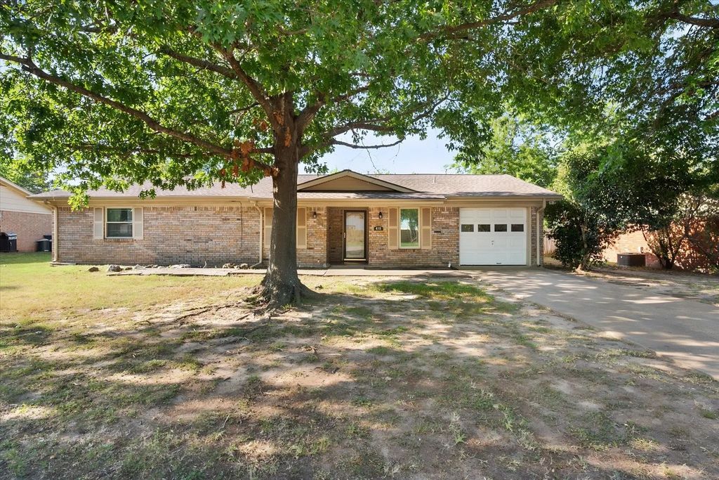 419 Carol Avenue, Corsicana