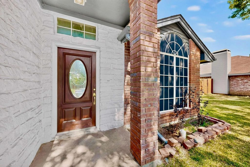 5205 Livermore Drive, Arlington