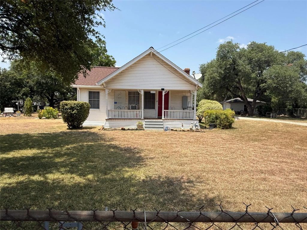 2233 Park Lake Drive, Waco