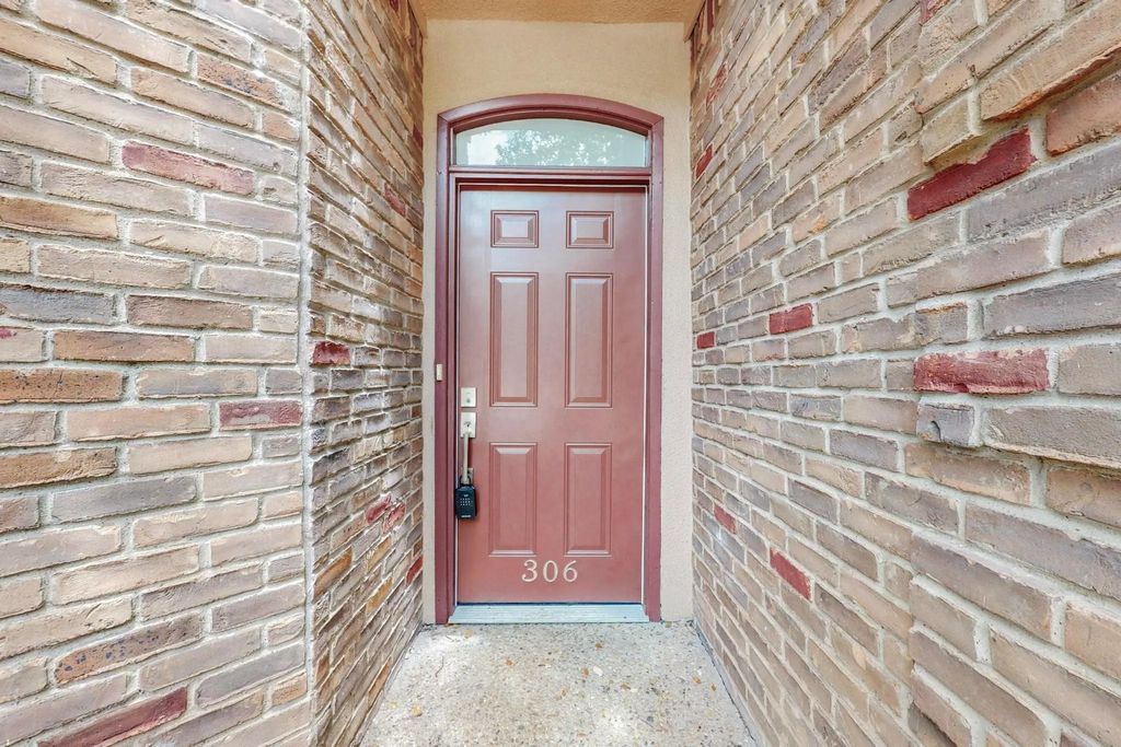 4307 Gilbert Avenue 306, Dallas