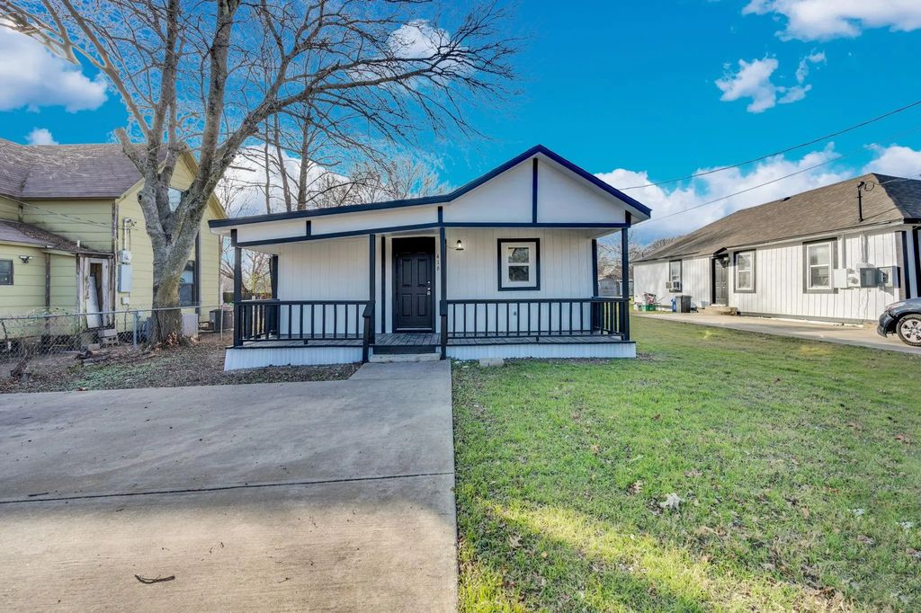 416 E Avenue F, Midlothian