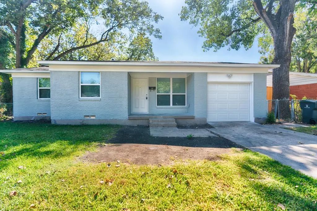 2714 Maple Drive, Garland