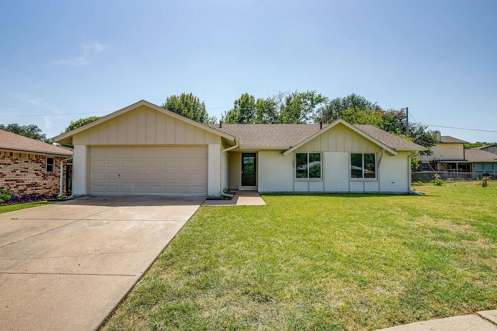 7017 Betsy Ross Court, Watauga