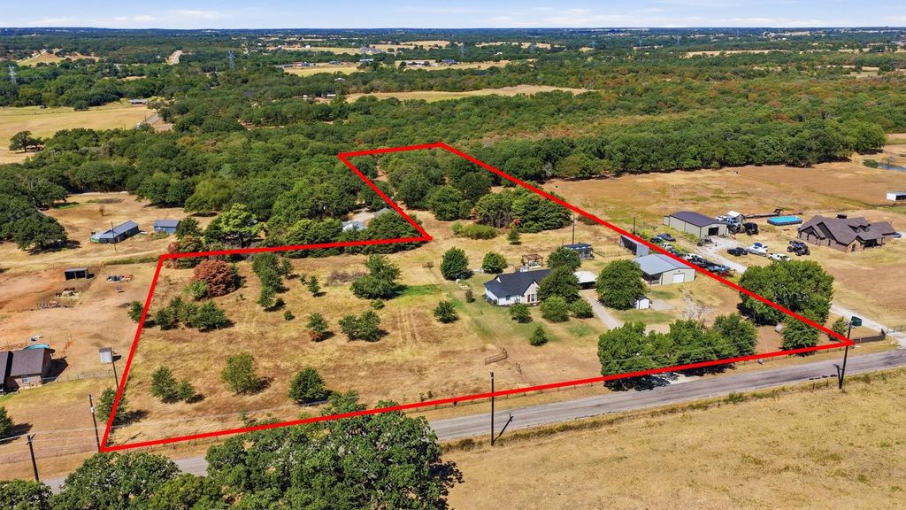 1870 Ross Lane, Springtown