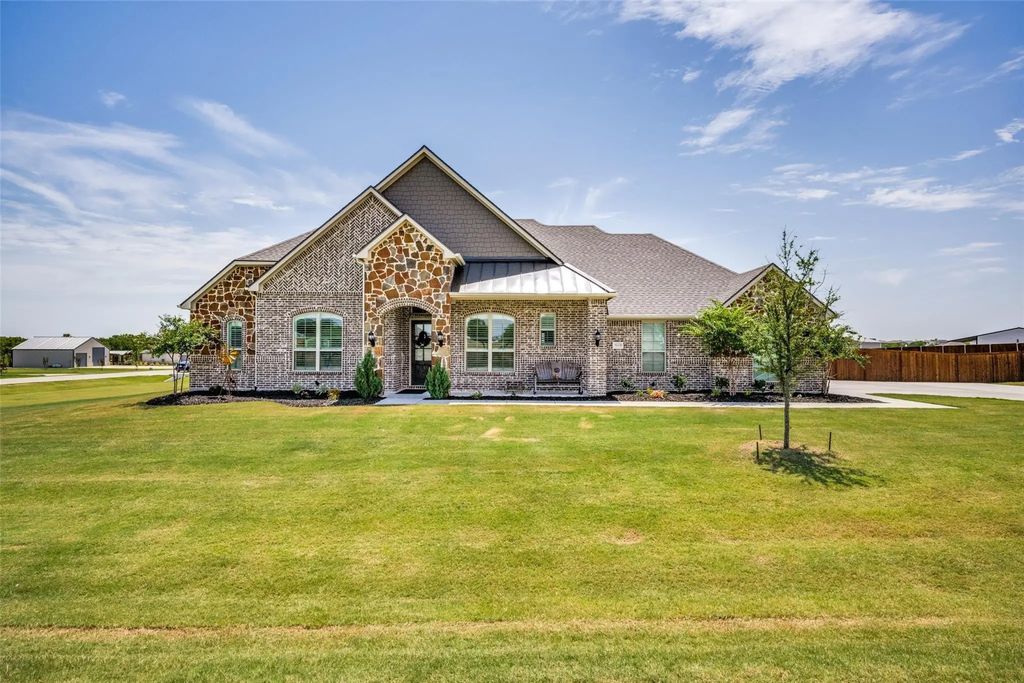7018 New Castle Lane, Sanger