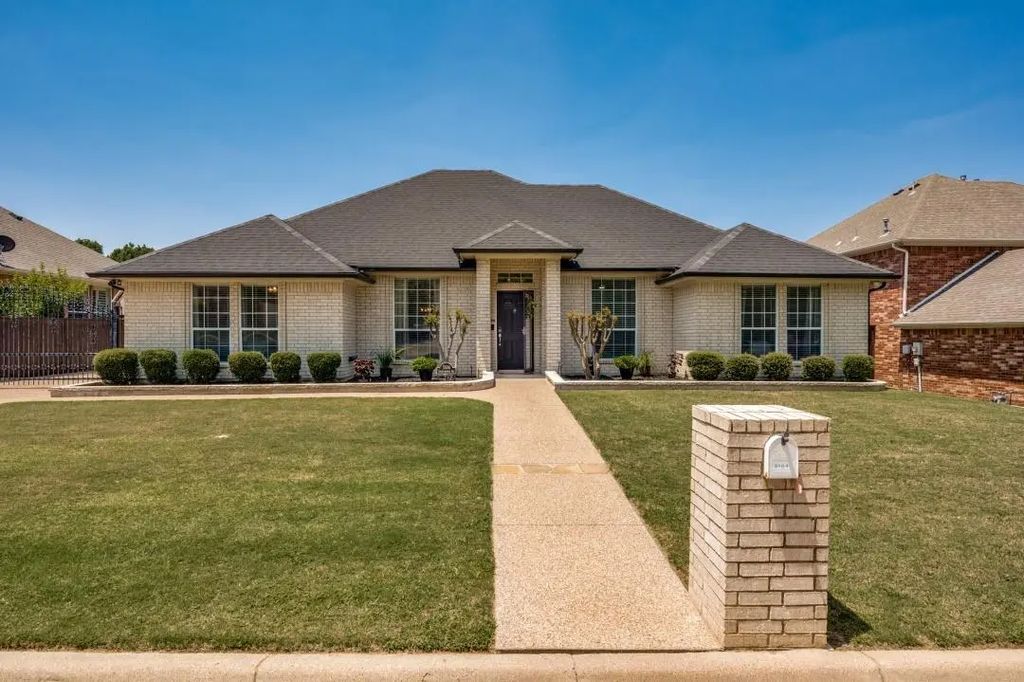5104 Independence Avenue, Arlington