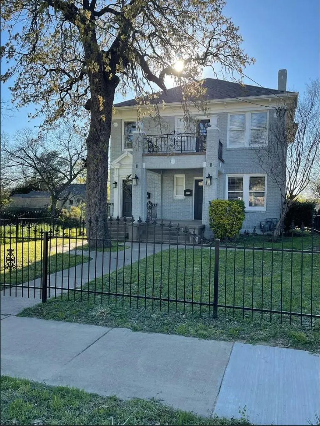 625 N Marsalis Avenue, Dallas