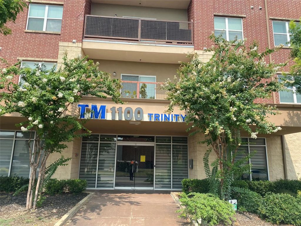 1100 W Trinity Mills Road 4046, Carrollton