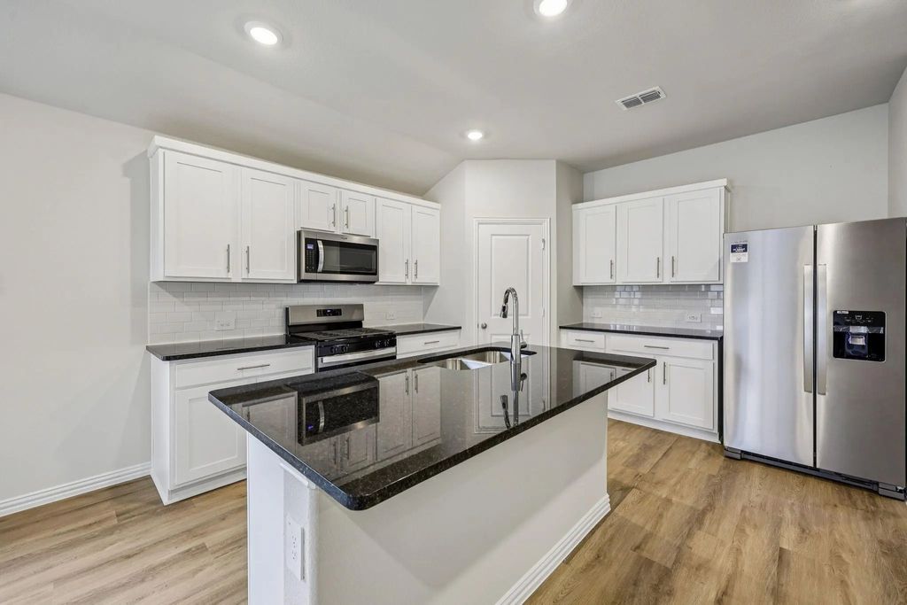 1580 Coldwater Way, Crandall