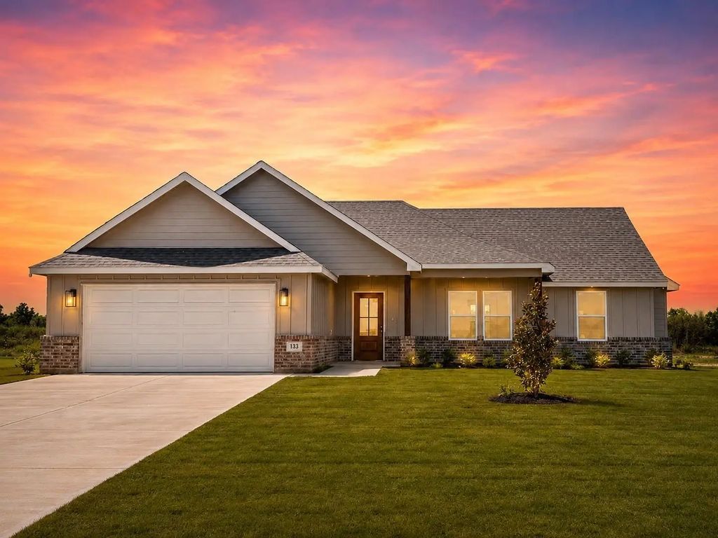 133 Zaragosa Drive, Lipan