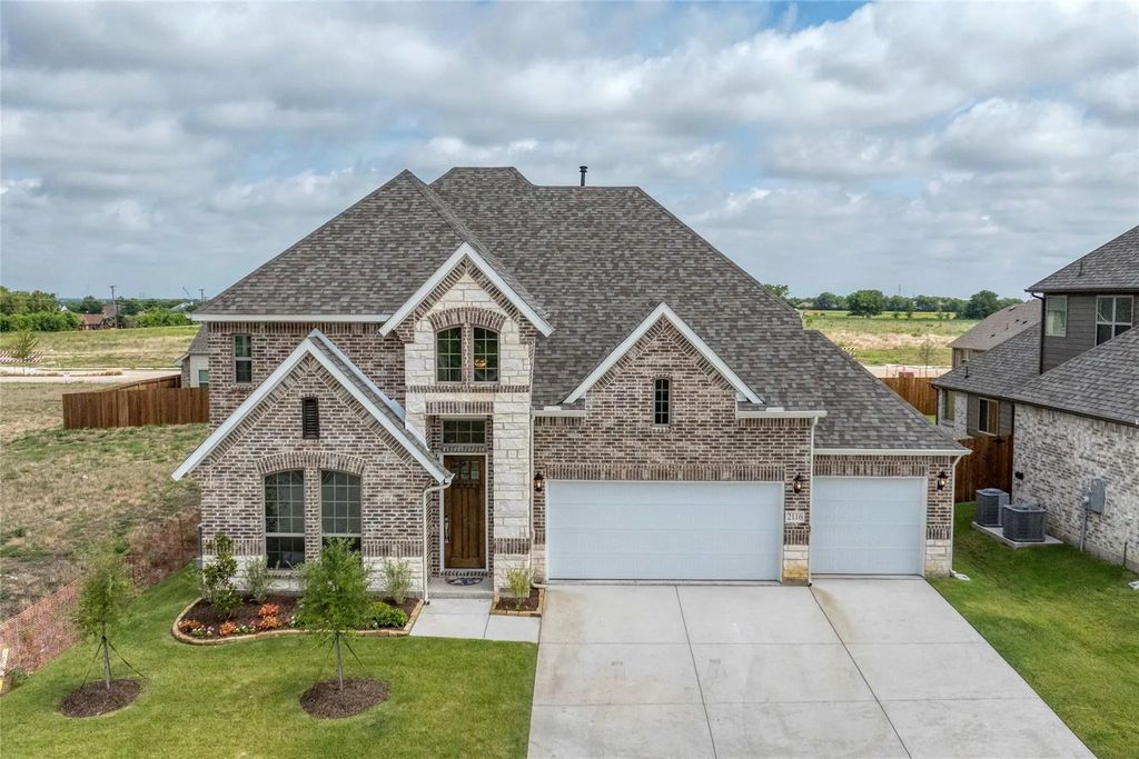 2116 Spyglass Drive, Royse City
