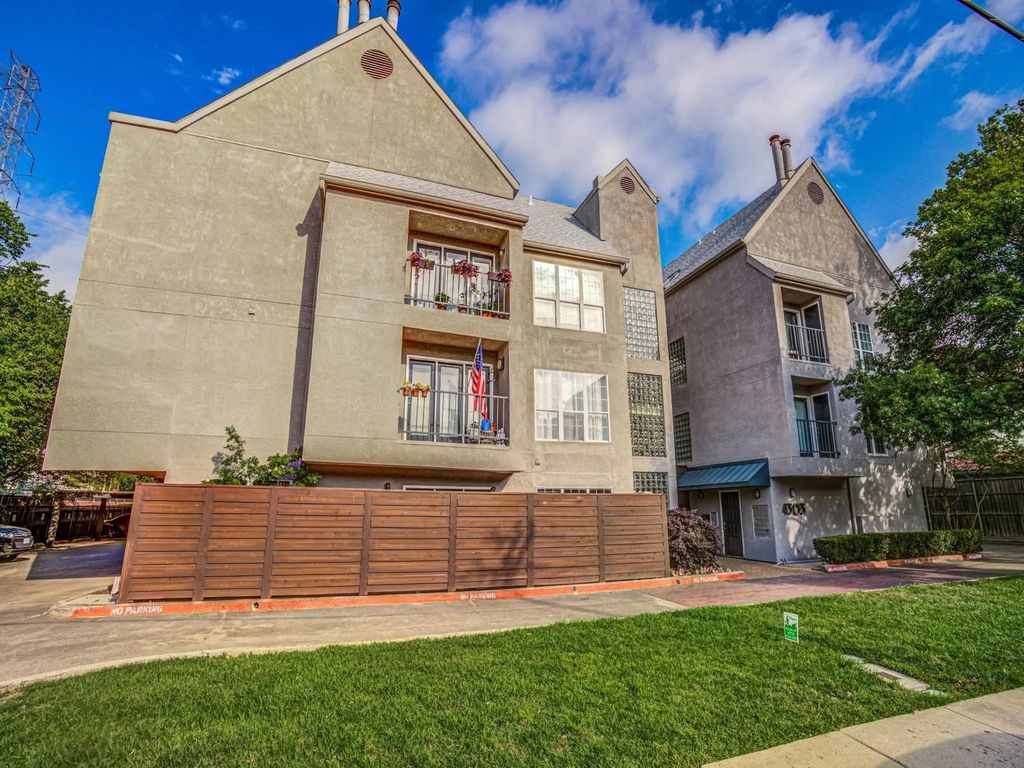 4303 Buena Vista Street 203, Dallas