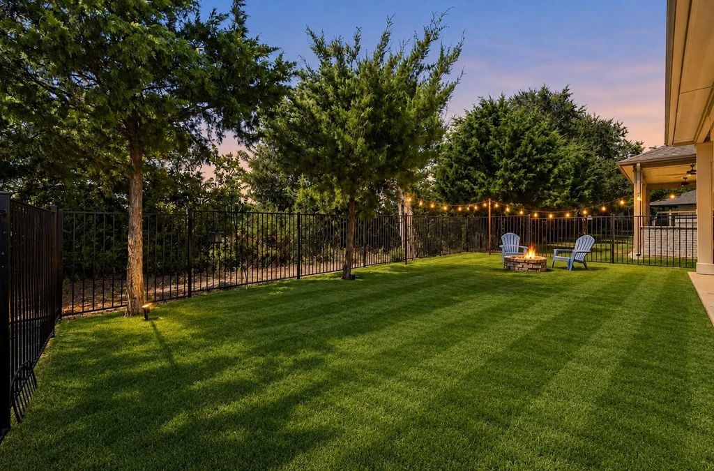 3552 Golden Bell Court, Heath