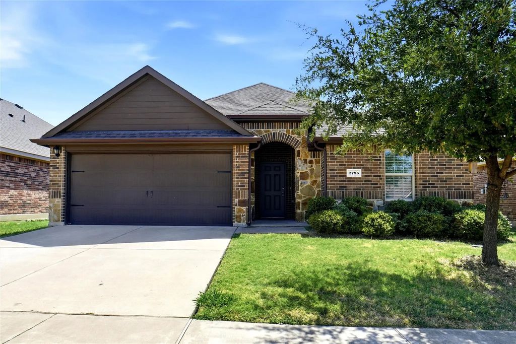 2795 Tanner Street, Forney