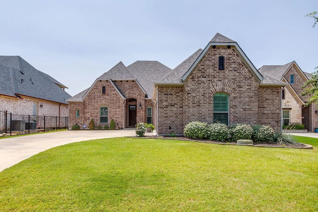 12409 Eagle Narrows Drive, Fort Worth