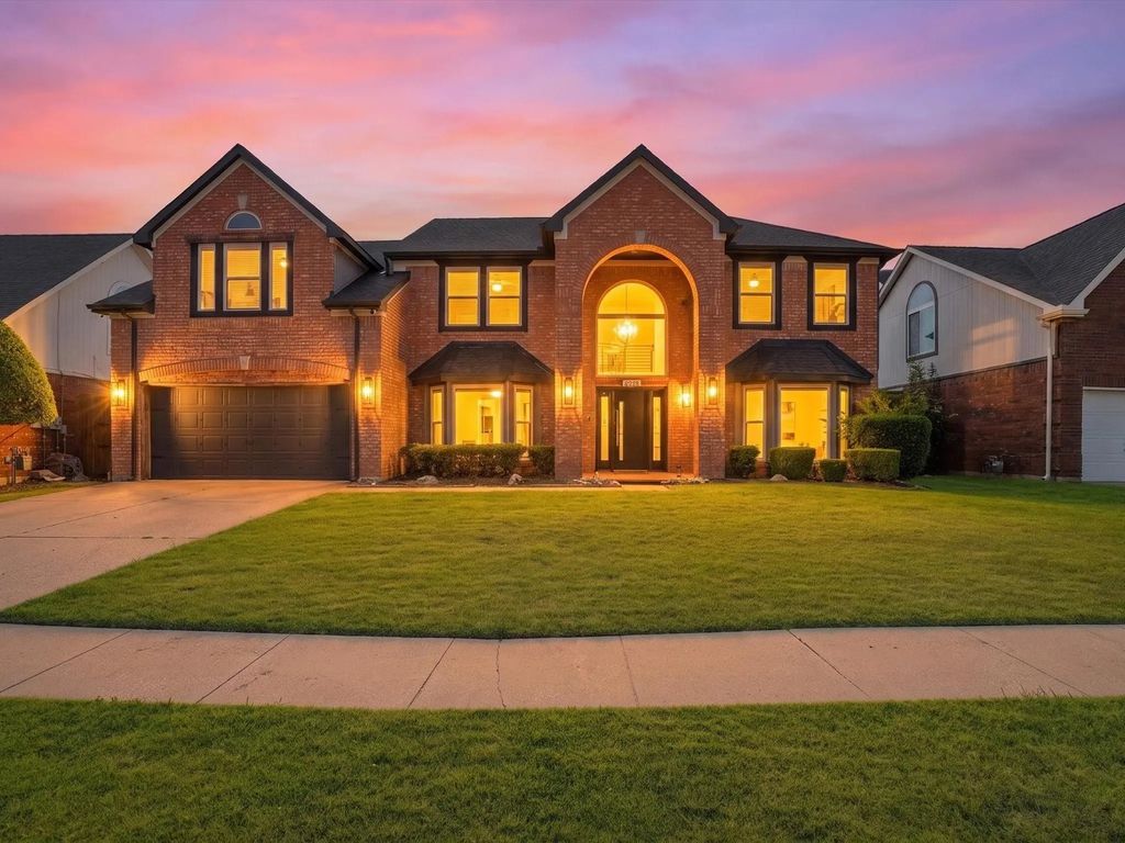 409 Baldwin Street, Grand Prairie