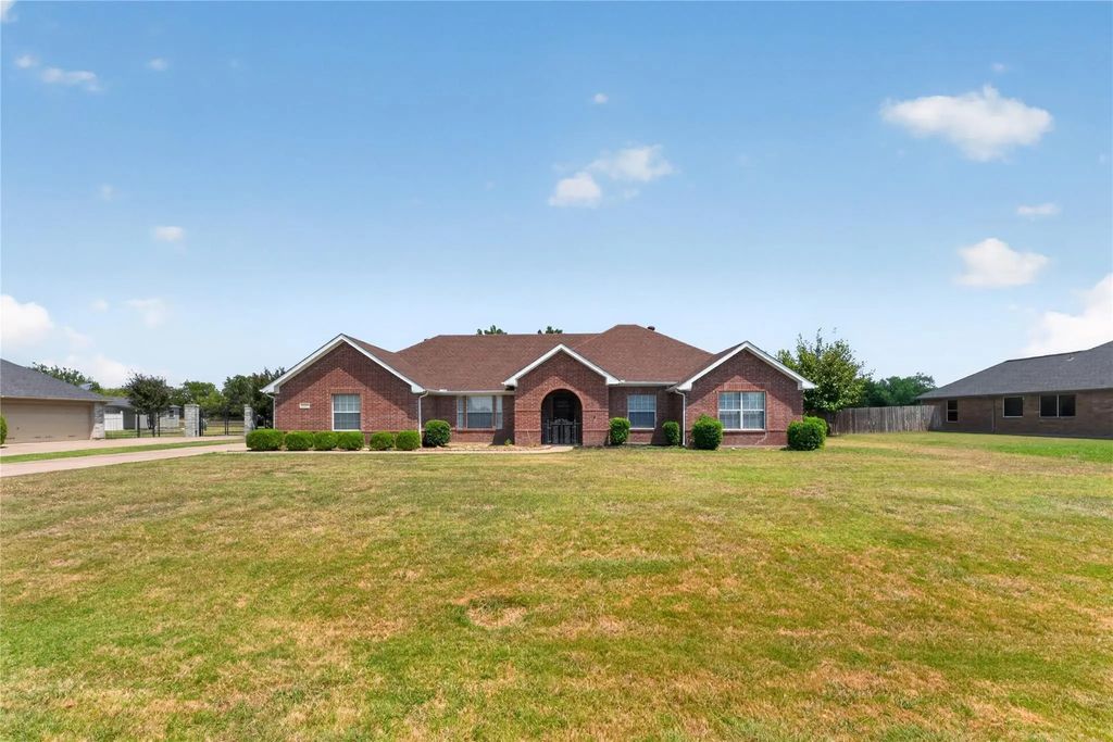 10257 E Rancho Diego Lane, Fort Worth