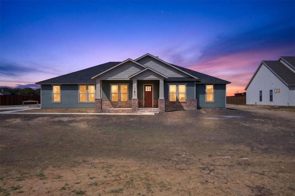 181 Chisolm Trail, Waxahachie