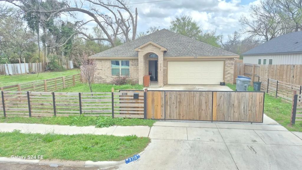 3318 Rutledge Street, Dallas