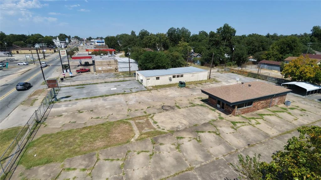 514-520 S Armstrong Avenue, Denison