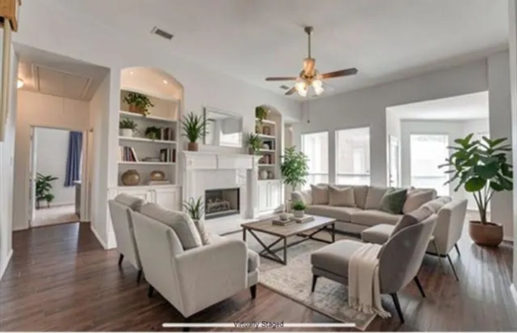 316 Mimosa Drive, Murphy