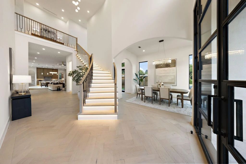 6481 Trammel Drive, Dallas