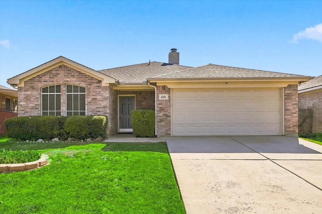 6354 Stonewater Bend Trail, Fort Worth