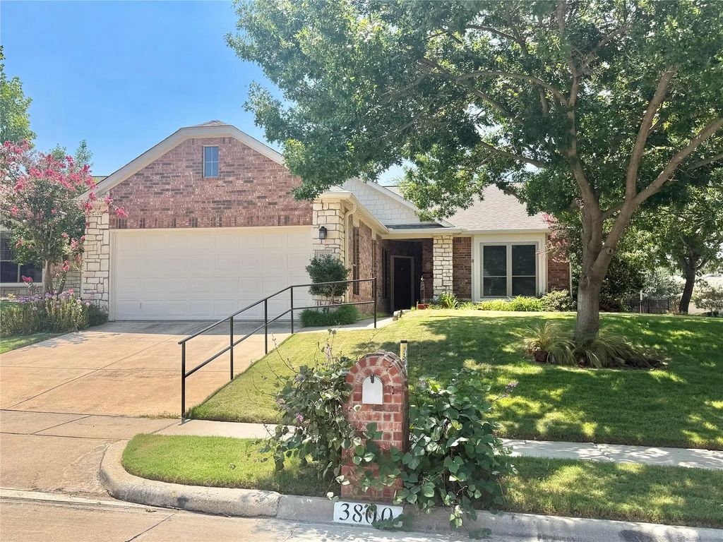 3800 Swiss Pine Road, Denton