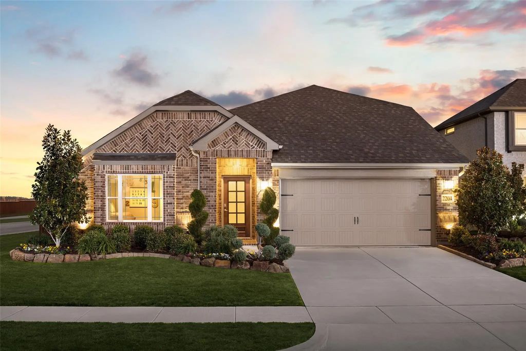 2204 Broken Arrow Drive, Aubrey